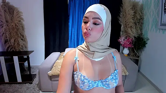 SofiaRivera1 online show from July 4, 7:54 pm