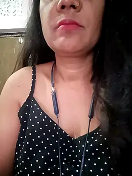 Snapshot of Love-pari09 chatting on September 16, 1:13 am Love-pari09 online show from September 16, 1:13 am