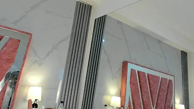 Megan Sweetas online show from October 7, 10:36 pm