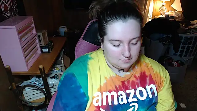 vanessraine online show from February 19, 2:44 am