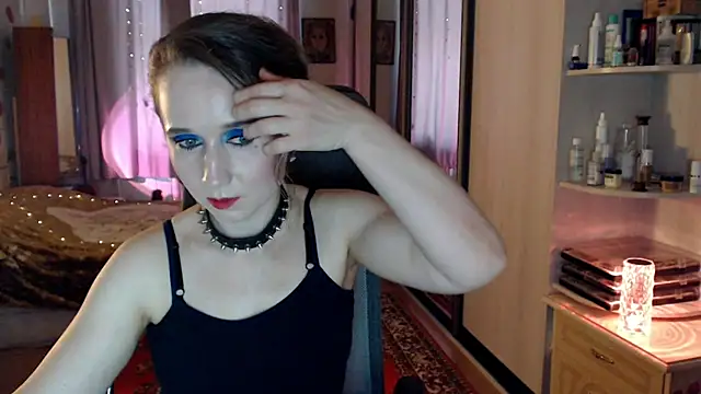 Snapshot of ClassyInna chatting on October 24, 8:43 am ClassyInna online show from October 24, 8:43 am