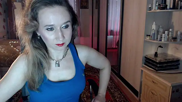 Snapshot of ClassyInna chatting on October 20, 5:54 am ClassyInna online show from October 20, 5:54 am