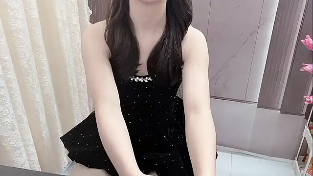 Snapshot of Shenlly chatting on October 28, 1:55 am Shenlly online show from October 28, 1:55 am