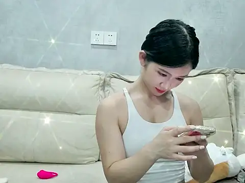 Snapshot of xiaoLI-2025 chatting on September 30, 3:28 pm xiaoLI-2025 online show from September 30, 3:28 pm