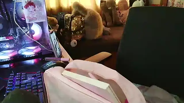 Terraelowen online show from April 10, 1:17 pm