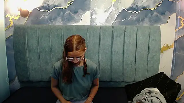 Snapshot of angeles_azul chatting on October 24, 1:40 pm angeles azul online show from October 24, 1:40 pm