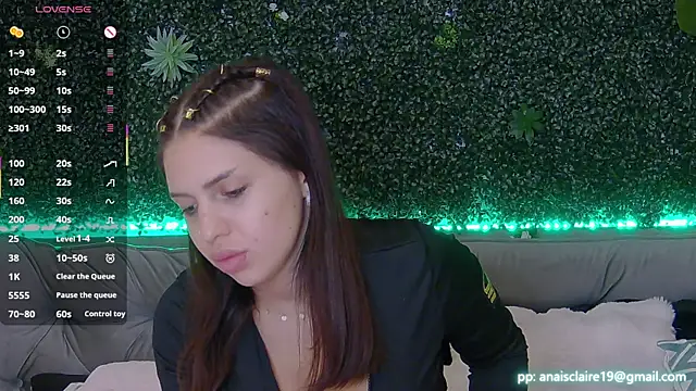 Snapshot of sexyanais chatting on October 23, 6:58 pm sexyanais online show from October 23, 6:58 pm