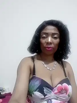 Snapshot of SEXYMOANSXX chatting on October 3, 2:33 pm SEXYMOANSXX online show from October 3, 2:33 pm