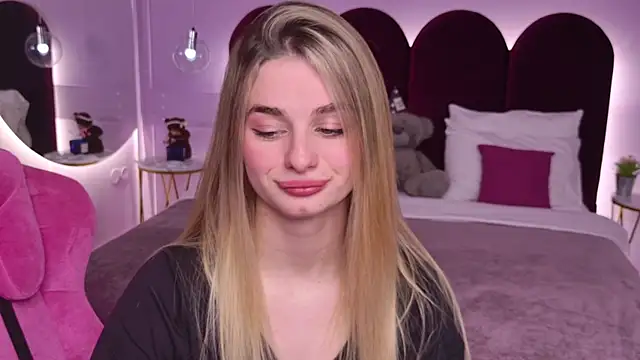 SweetyLicky online show from November 30, 7:40 pm