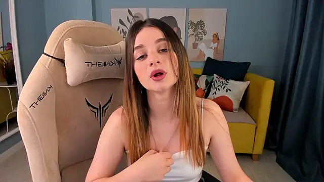 Snapshot of SweetyLicky chatting on September 19, 4:17 pm SweetyLicky online show from September 19, 4:17 pm