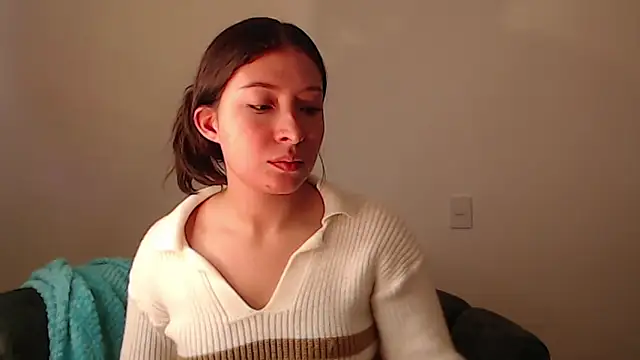 -Ivonny online show from October 7, 1:21 am