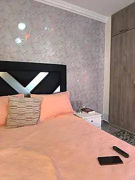 CataRicci online show from March 25, 1:58 pm