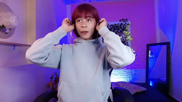 Snapshot of Katy_bratz_ chatting on October 3, 3:00 am Katy bratz online show from October 3, 3:00 am