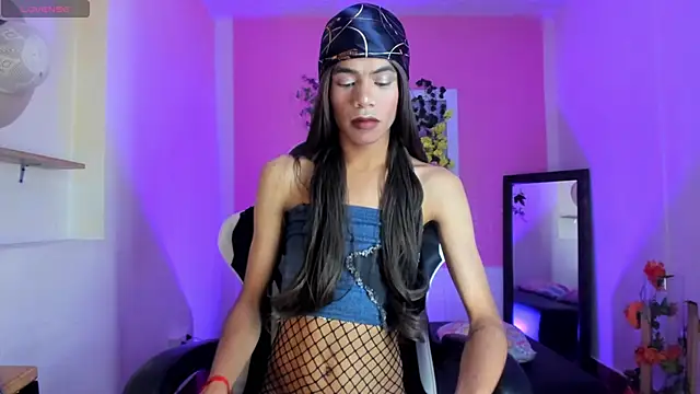 Katy bratz  online show from March 26, 3:30 am