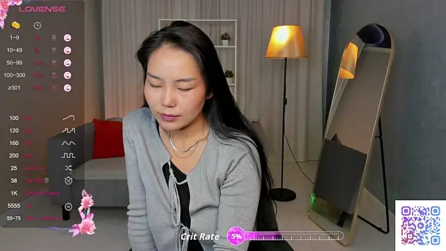 Snapshot of AsianCheek chatting on October 2, 1:32 am AsianCheek online show from October 2, 1:32 am