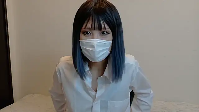 Snapshot of sarina_at chatting on October 3, 4:17 am sarina at online show from October 3, 4:17 am