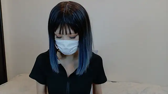 Snapshot of sarina_at chatting on October 31, 4:25 am sarina at online show from October 31, 4:25 am