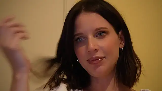 ellaa91 online show from June 9, 5:56 pm