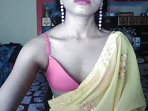 Snapshot of ROSE_GOLDE chatting on October 3, 5:07 pm ROSE GOLDE online show from October 3, 5:07 pm