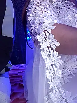 hot-twin online show from December 20, 8:02 pm