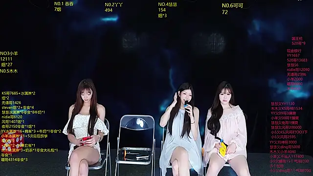 EYgirl222 online show from November 28, 9:45 am