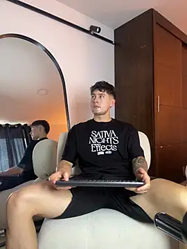 twinguys online show from April 9, 8:25 pm