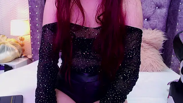 RavenLove  online show from October 23, 8:15 pm