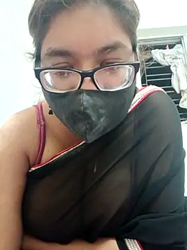 Snapshot of Elie_couple143 chatting on October 3, 7:30 pm Elie couple143 online show from October 3, 7:30 pm