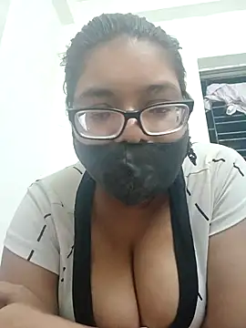 Snapshot of Elie_couple143 chatting on October 28, 7:08 pm Elie couple143 online show from October 28, 7:08 pm