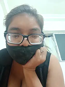 Snapshot of Elie_couple143 chatting on September 20, 7:34 pm Elie couple143 online show from September 20, 7:34 pm