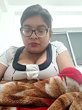 Elie couple143 online show from January 7, 6:22 pm