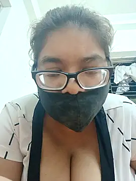 Snapshot of Elie_couple143 chatting on September 27, 4:25 pm Elie couple143 online show from September 27, 4:25 pm