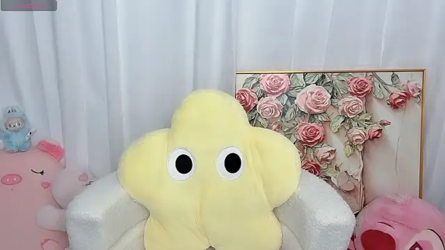 nini a online show from May 31, 2:01 pm