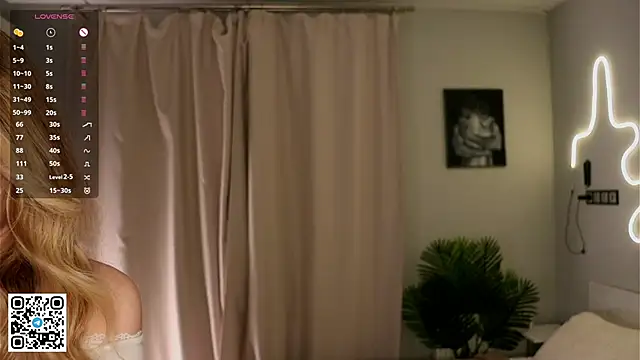 BeatrixCharton online show from October 17, 4:10 pm