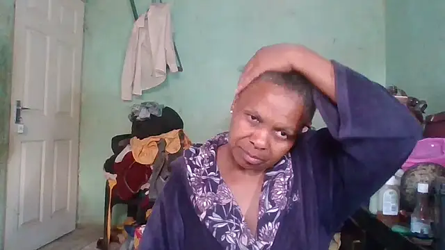 Snapshot of Nicky52 chatting on September 22, 5:28 am Nicky52 online show from September 22, 5:28 am