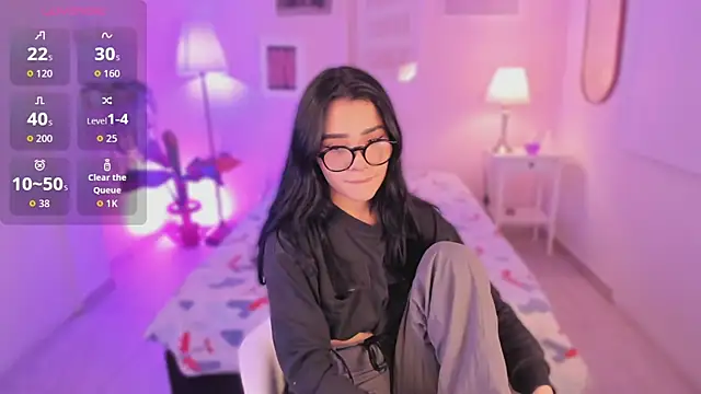 Snapshot of emma_soul1 chatting on September 24, 7:57 pm emma soul1 online show from September 24, 7:57 pm