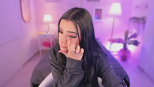 Snapshot of emma_soul1 chatting on November 1, 12:20 pm emma soul1 online show from November 1, 12:20 pm