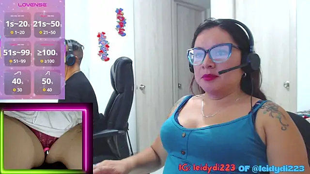 Snapshot of leidydi223 chatting on September 17, 10:52 pm leidydi223 online show from September 17, 10:52 pm