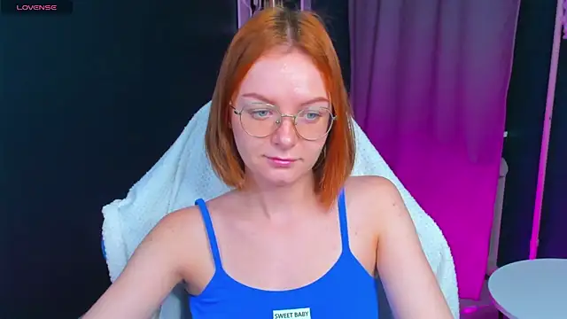  little Cat   online show from September 8, 10:20 pm