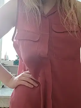 Moonolighta online show from November 12, 10:13 am