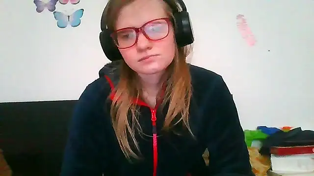 Moonolighta online show from March 8, 1:26 pm