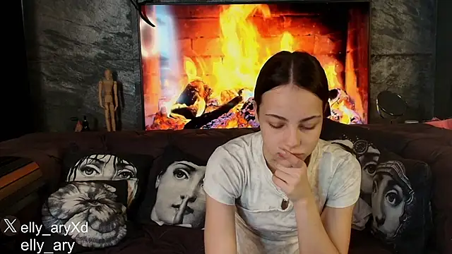 daddyonlyloveme online show from February 20, 12:20 am