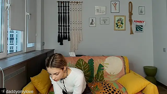 Snapshot of daddyonlyloveme chatting on September 24, 9:25 pm daddyonlyloveme online show from September 24, 9:25 pm