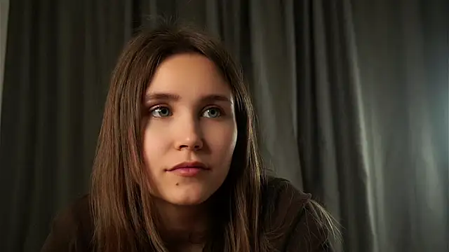 Snapshot of EthalFlowers chatting on September 26, 1:03 am EthalFlowers online show from September 26, 1:03 am