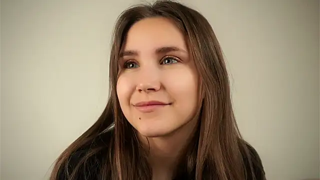 Snapshot of EthalFlowers chatting on September 27, 1:13 am EthalFlowers online show from September 27, 1:13 am