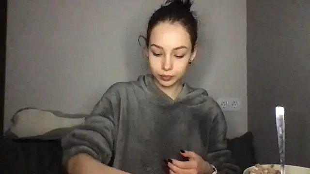 Yuna5343 online show from January 10, 9:08 pm