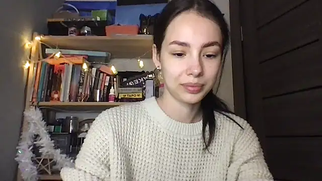 Yuna5343 online show from December 22, 9:40 pm