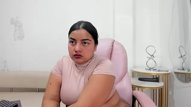 Chloe jackson25 online show from September 27, 11:56 pm