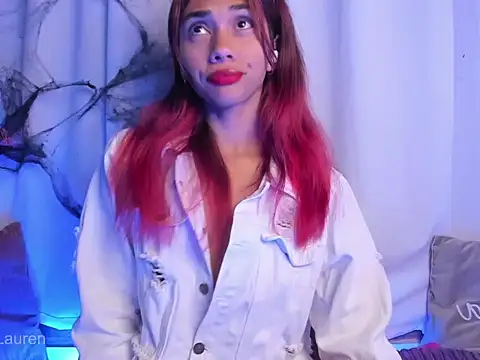 Laurenn 2 online show from October 25, 4:20 am