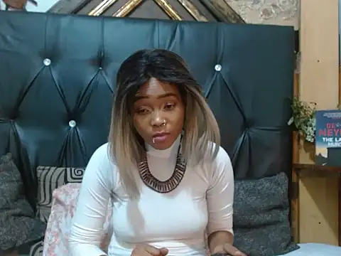 Juicy Candy-Reloaded online show from March 19, 9:13 am